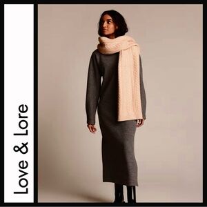 NWT Love & Lore Blush Cable Knit Luxe Wide Scarf